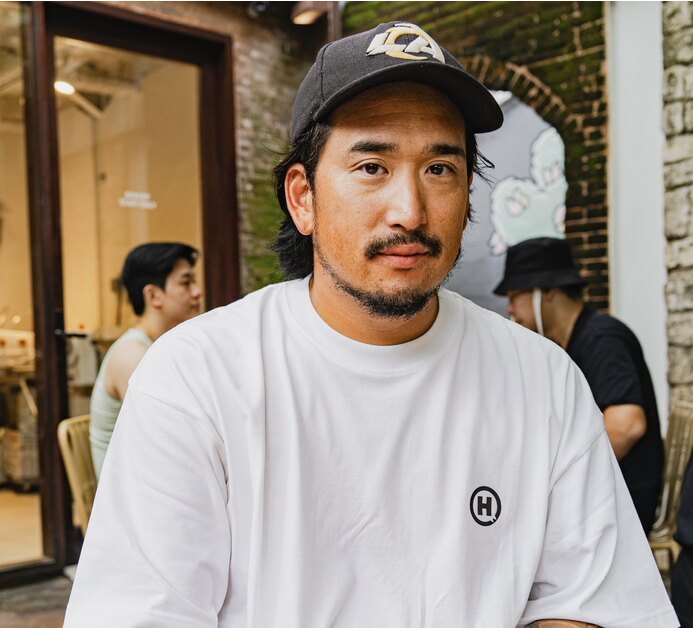 株式会社WAVE443 代表取締役 坂巻 祥平